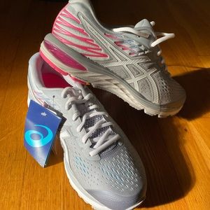 ASICS Piedmont Gray/White SZ 9 Running Shoes